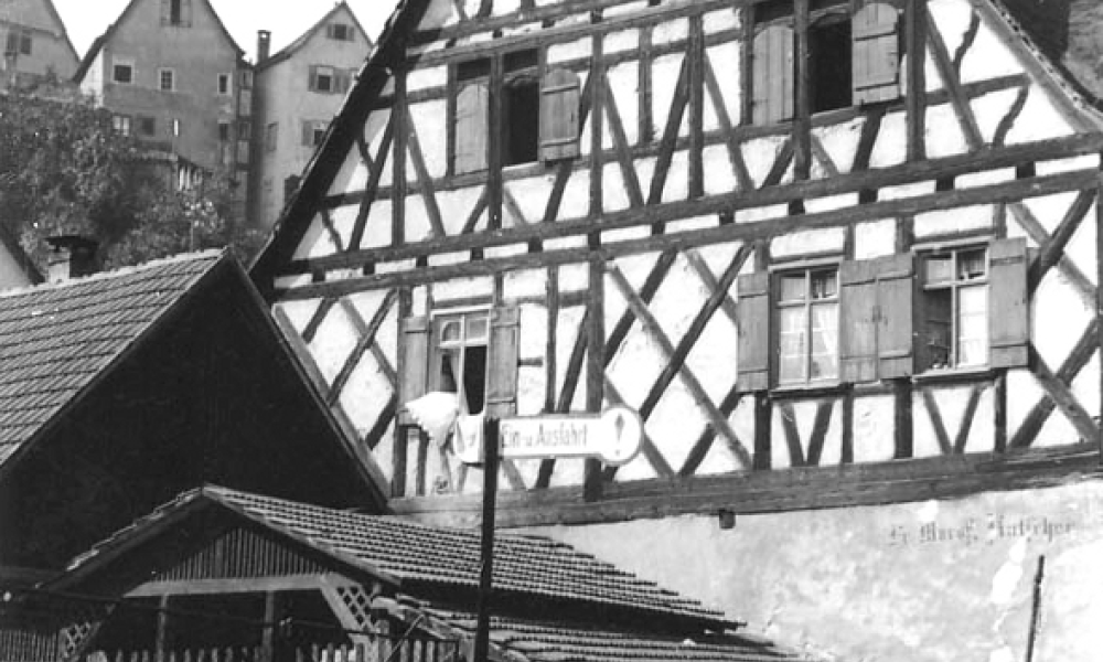 Der Firmensitz von Fr. Morof, Kutscher, in der unteren Lederstraße (© Martin Hesse Erben)